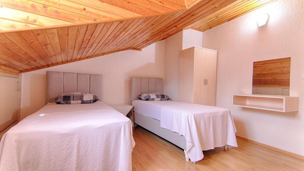 Fethiye City Center Cozy Apartments By Lookbookholiday Екстер'єр фото