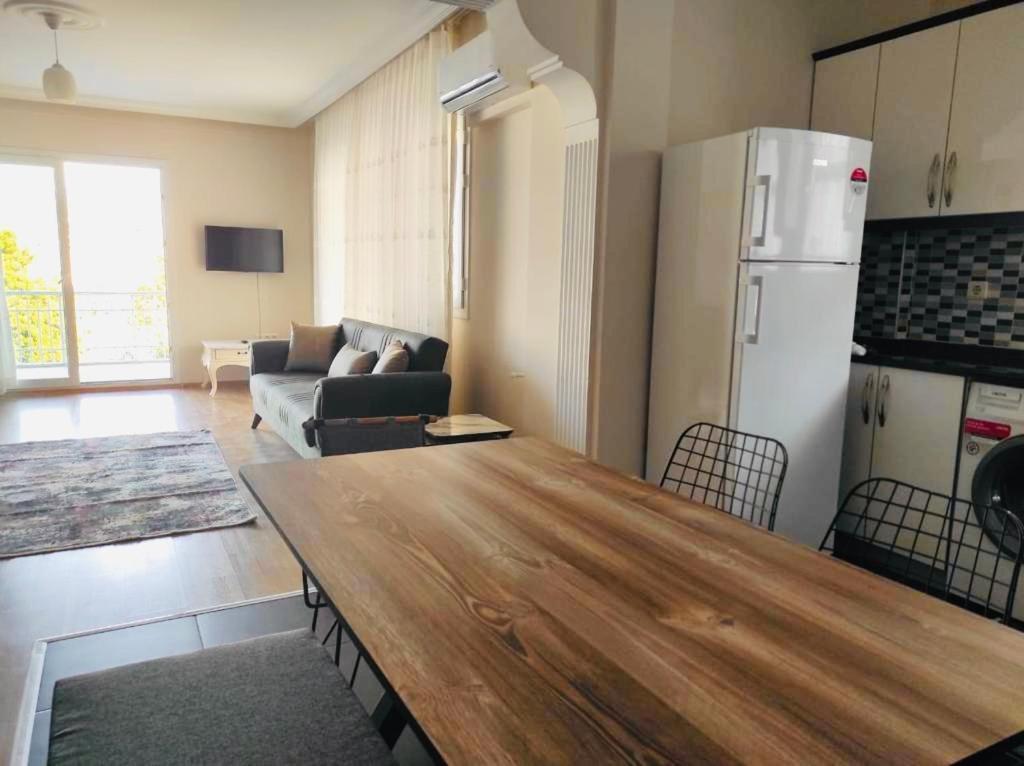 Fethiye City Center Cozy Apartments By Lookbookholiday Екстер'єр фото